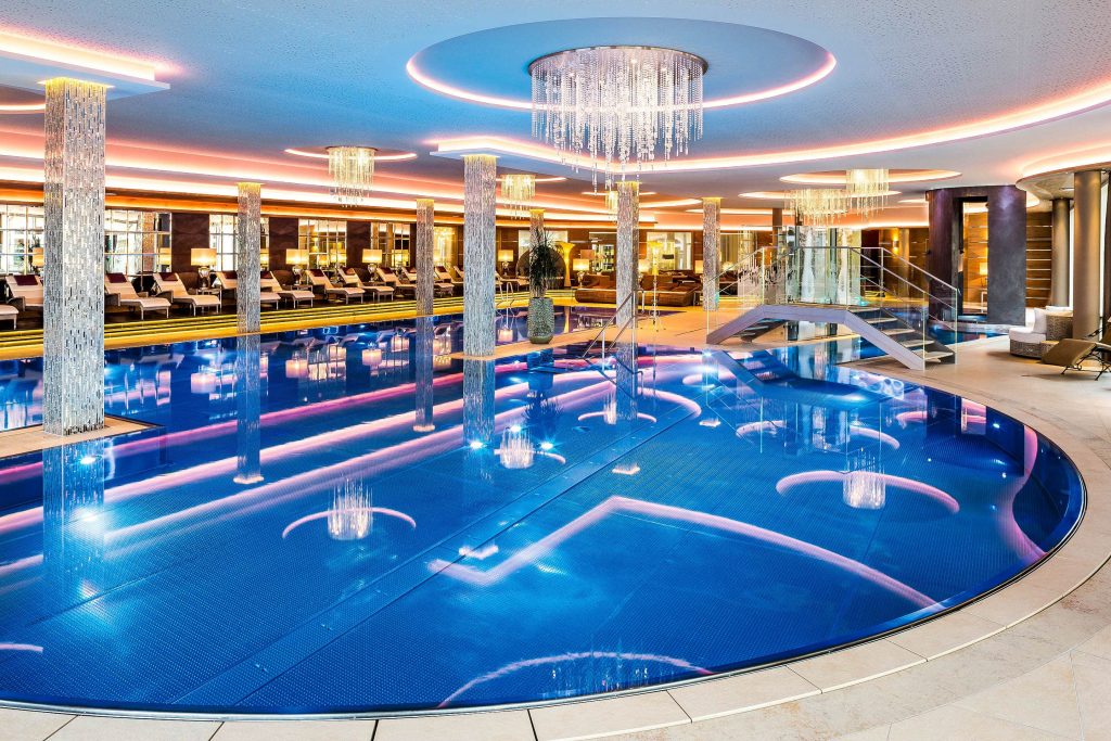 Hotel Circular Swimming Bath Pool Refurbishment Commercial UK Stainless Steel Lap Competitive Swimming Pools UK Competitive Swimmer Design Installation Company Luxury Bespoke Infinity Indoor